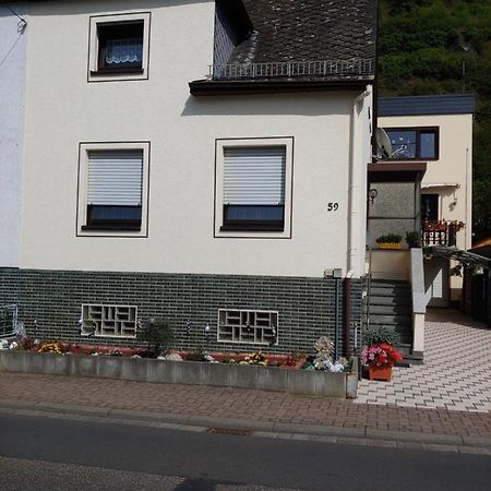 Gaestehaus Rheinburgenblick Kestert Exterior foto